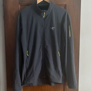 Arc'teryx Men's delta Dark Gray Jacket with Lime Accents